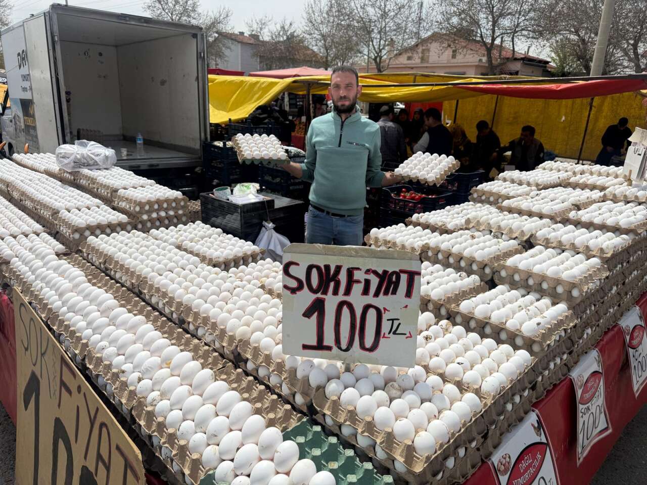 Konya pazarlarında etiket şaşkınlığı! Çoğu yarım yarım satılıyor 22